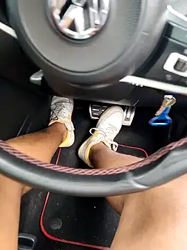 Yardie bone online show from 04/15/26, 12:01