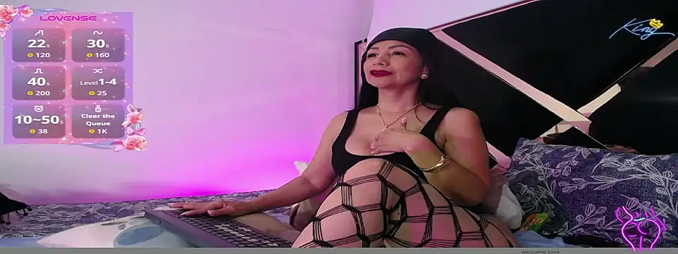 Snapshot of EVA45LOVES chatting on 02/03/26, 11:15 EVA45LOVES online show from 02/03/26, 11:15