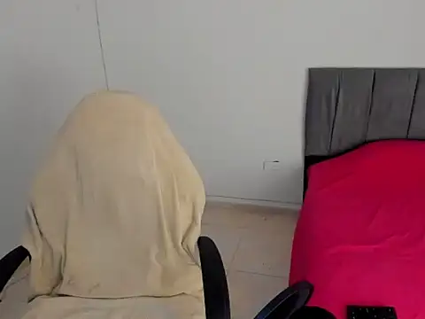 Snapshot of hot_king20 chatting on 03/28/26, 05:07 hot king20 online show from 03/28/26, 05:07