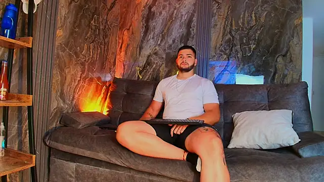 Andrew Brown online show from 12/27/24, 02:01