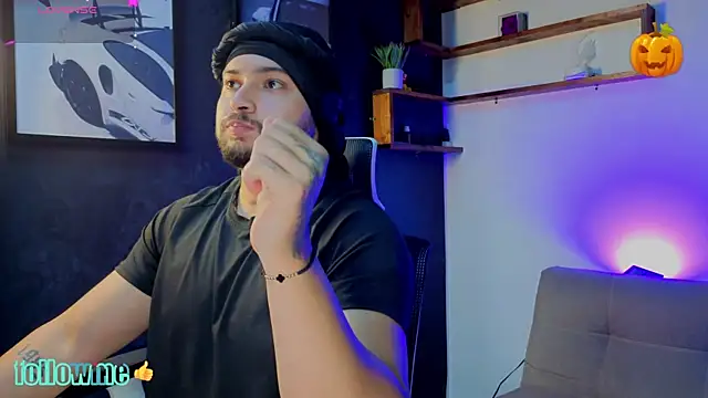 Andrew Brown online show from 11/04/25, 04:17