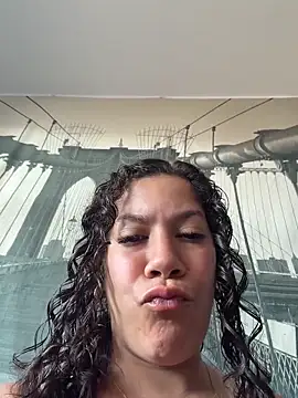 Snapshot of Bigbuttbrooklynn chatting on 04/28/26, 12:20 Bigbuttbrooklynn online show from 04/28/26, 12:20