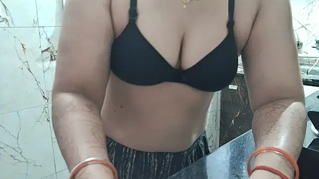 bhabhisexxy 880 online show from 02/21/26, 03:18