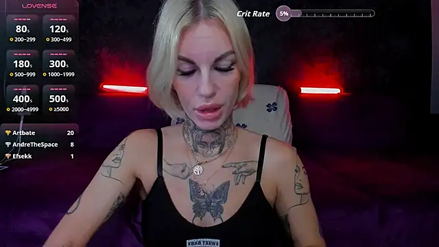 Snapshot of angel_devil_forever chatting on 10/03/25, 10:40 angel devil forever online show from 10/03/25, 10:40