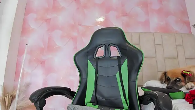 aida rose  online show from 02/19/26, 05:53