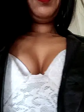 Astrid-- online show from 02/25/25, 07:58