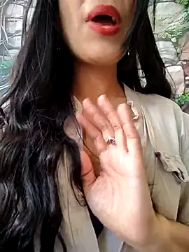 Astrid-- online show from 11/20/25, 07:46