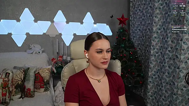 Snapshot of HarleyDeess chatting on 12/13/24, 01:37 HarleyDeess online show from 12/13/24, 01:37