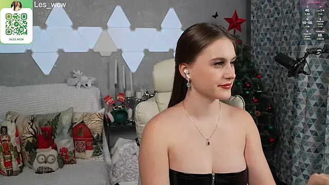 Snapshot of HarleyDeess chatting on 01/17/25, 03:23 HarleyDeess online show from 01/17/25, 03:23