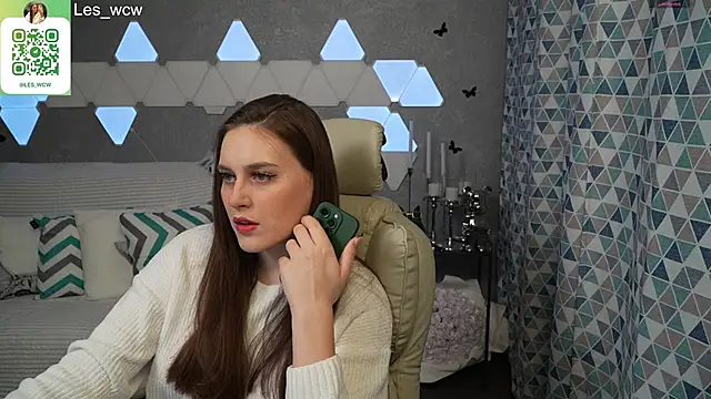 Snapshot of HarleyDeess chatting on 02/06/25, 10:10 HarleyDeess online show from 02/06/25, 10:10