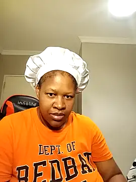 bustylisa1983 online show from 02/25/25, 05:58