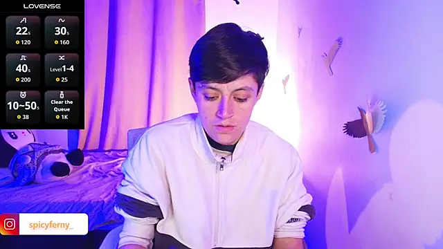 9 Fernanda 9 online show from 10/19/25, 08:37