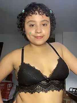lou cute online show from 05/12/26, 02:41