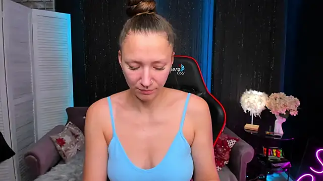 SarahCoksss online show from 11/28/25, 12:24