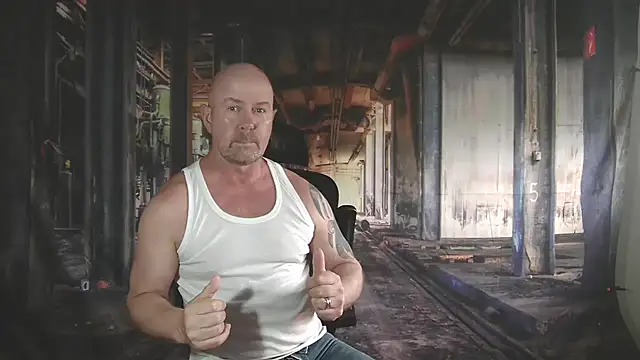 ManlyPrisonGuy online show from 04/26/26, 02:15