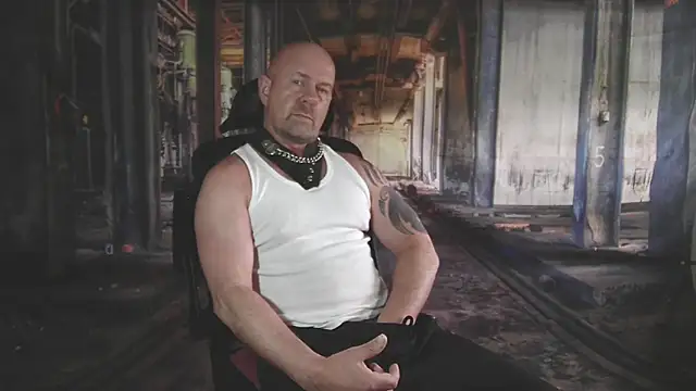 ManlyPrisonGuy online show from 04/29/26, 02:10