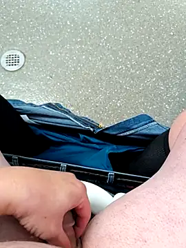 Jackauff69 online show from 12/18/25, 11:11