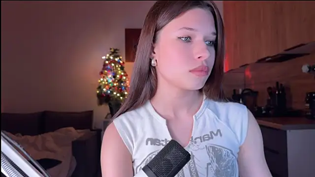 Snapshot of YourOblivion chatting on 01/09/26, 05:26 YourOblivion online show from 01/09/26, 05:26