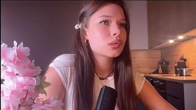 Snapshot of YourOblivion chatting on 03/05/26, 03:41 YourOblivion online show from 03/05/26, 03:41