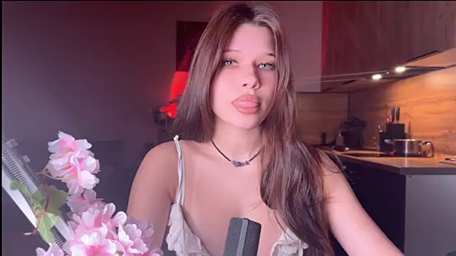 Snapshot of YourOblivion chatting on 03/13/26, 07:20 YourOblivion online show from 03/13/26, 07:20