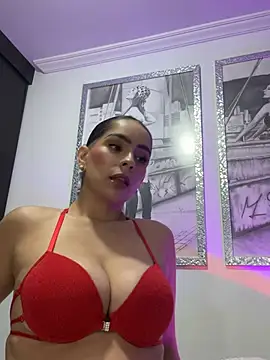 Mau White online show from 06/02/26, 12:01