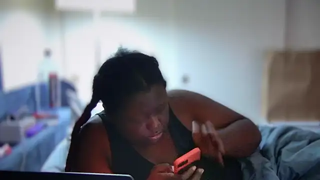 Yagurl  west online show from 01/24/25, 08:43