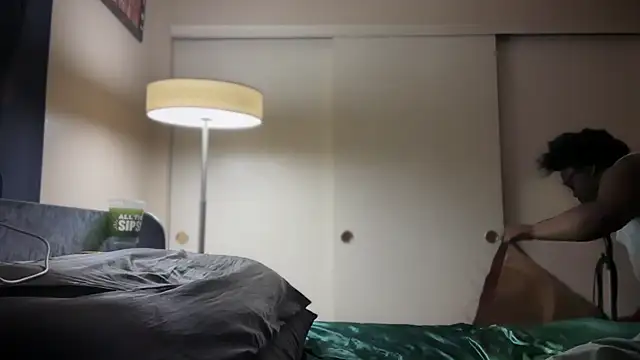 Yagurl  west online show from 02/04/25, 01:45