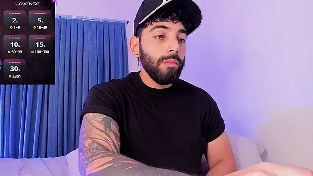 Snapshot of leo_thewolf_ chatting on 09/27/25, 08:58 leo thewolf online show from 09/27/25, 08:58