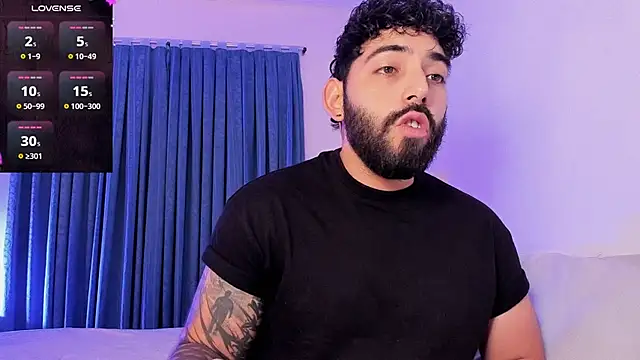 Snapshot of leo_thewolf_ chatting on 10/04/25, 06:06 leo thewolf online show from 10/04/25, 06:06