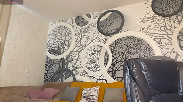 viviann evans online show from 05/18/26, 01:02