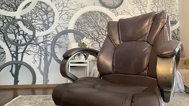 viviann evans online show from 06/26/26, 12:59