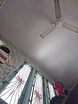 Snapshot of rooster6 chatting on 03/26/26, 04:07 rooster6 online show from 03/26/26, 04:07