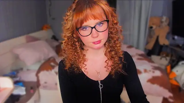 Snapshot of KlementinaBbG chatting on 11/23/25, 08:19 KlementinaBbG online show from 11/23/25, 08:19