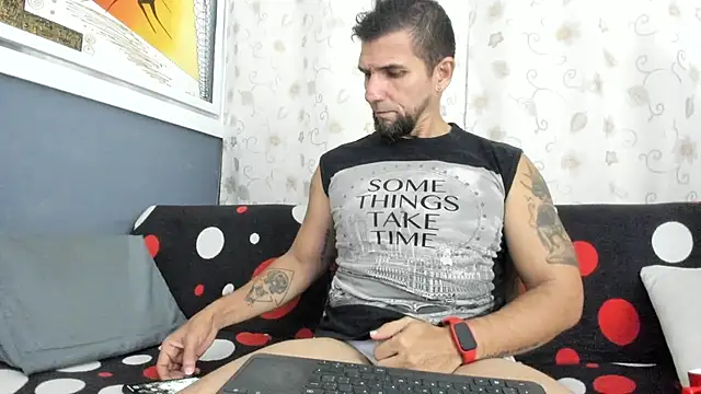 JULESLAKES online show from 11/18/25, 08:13