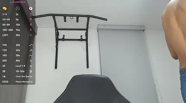 russthiago online show from 01/17/25, 01:15