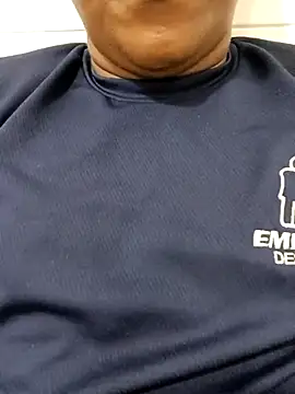 Snapshot of Mailsonp chatting on 01/16/26, 08:57 Mailsonp online show from 01/16/26, 08:57