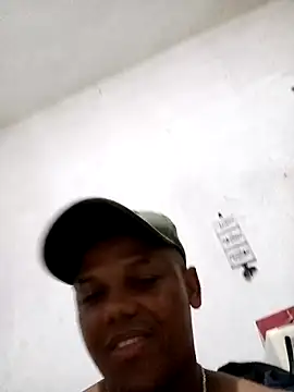 Snapshot of Mailsonp chatting on 02/05/26, 05:01 Mailsonp online show from 02/05/26, 05:01