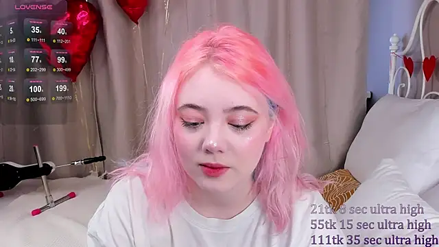 Snapshot of __KawaiiYuki__ chatting on 02/13/25, 08:38   KawaiiYuki   online show from 02/13/25, 08:38