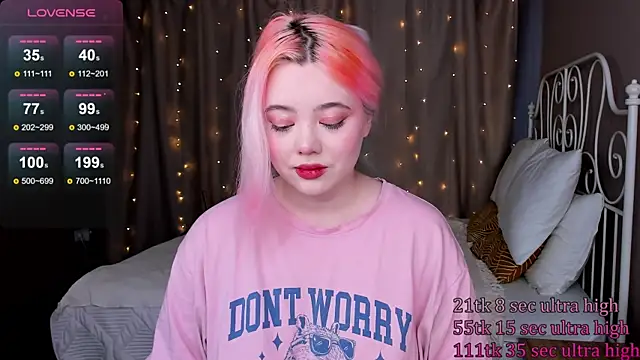 Snapshot of __KawaiiYuki__ chatting on 03/07/25, 08:56   KawaiiYuki   online show from 03/07/25, 08:56