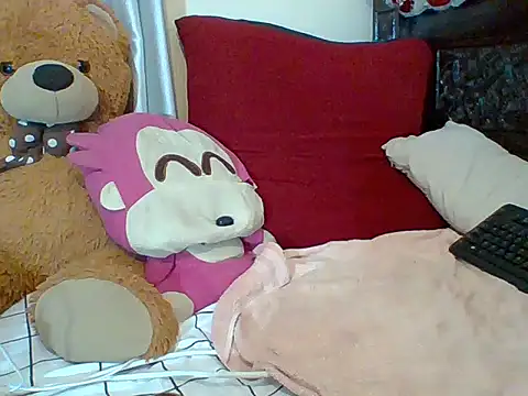 Snapshot of Poisonous_Ivy chatting on 02/19/26, 10:06 Poisonous Ivy online show from 02/19/26, 10:06