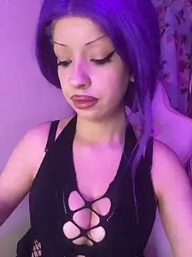 Snapshot of Katalinastarr chatting on 12/18/24, 03:44 Katalinastarr online show from 12/18/24, 03:44