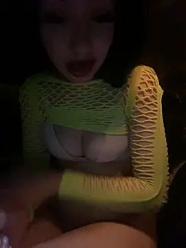 Snapshot of Katalinastarr chatting on 12/28/24, 05:23 Katalinastarr online show from 12/28/24, 05:23