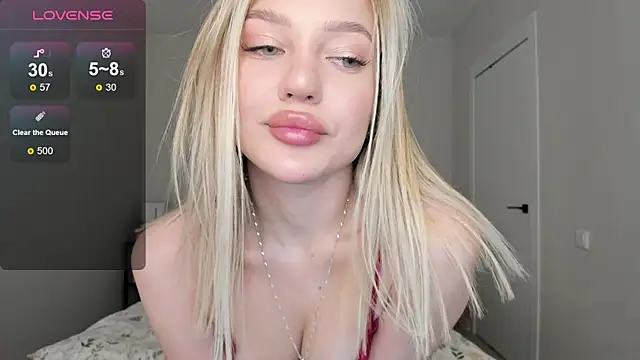 Snapshot of sarahphyllis chatting on 02/16/26, 09:33 sarahphyllis online show from 02/16/26, 09:33