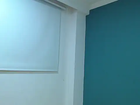 Snapshot of danna-_roouss chatting on 10/29/25, 04:15 danna- roouss online show from 10/29/25, 04:15