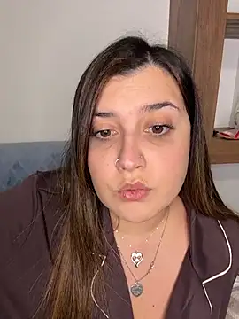 Snapshot of Novababy18 chatting on 02/15/26, 10:50 Novababy18 online show from 02/15/26, 10:50