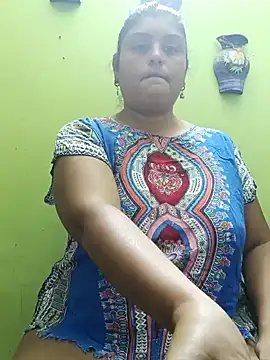 Snapshot of AlyDenalioficial chatting on 01/18/25, 04:10 AlyDenalioficial online show from 01/18/25, 04:10