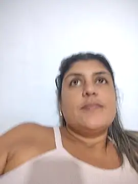 Snapshot of AlyDenalioficial chatting on 12/01/25, 03:39 AlyDenalioficial online show from 12/01/25, 03:39