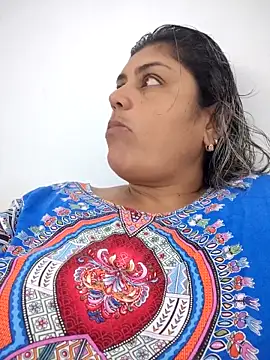 Snapshot of AlyDenalioficial chatting on 02/04/26, 03:51 AlyDenalioficial online show from 02/04/26, 03:51