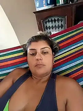 Snapshot of AlyDenalioficial chatting on 04/29/26, 02:21 AlyDenalioficial online show from 04/29/26, 02:21