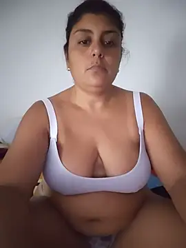Snapshot of AlyDenalioficial chatting on 06/09/26, 05:46 AlyDenalioficial online show from 06/09/26, 05:46